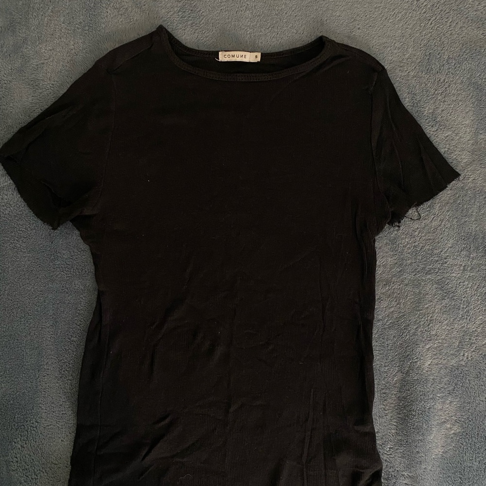 Black tshirt